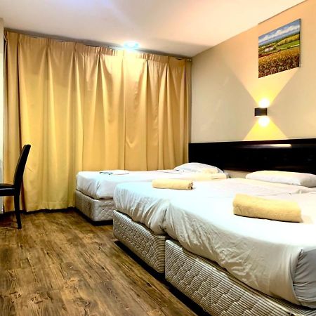 Green Town Hotel Classic Malacca Buitenkant foto