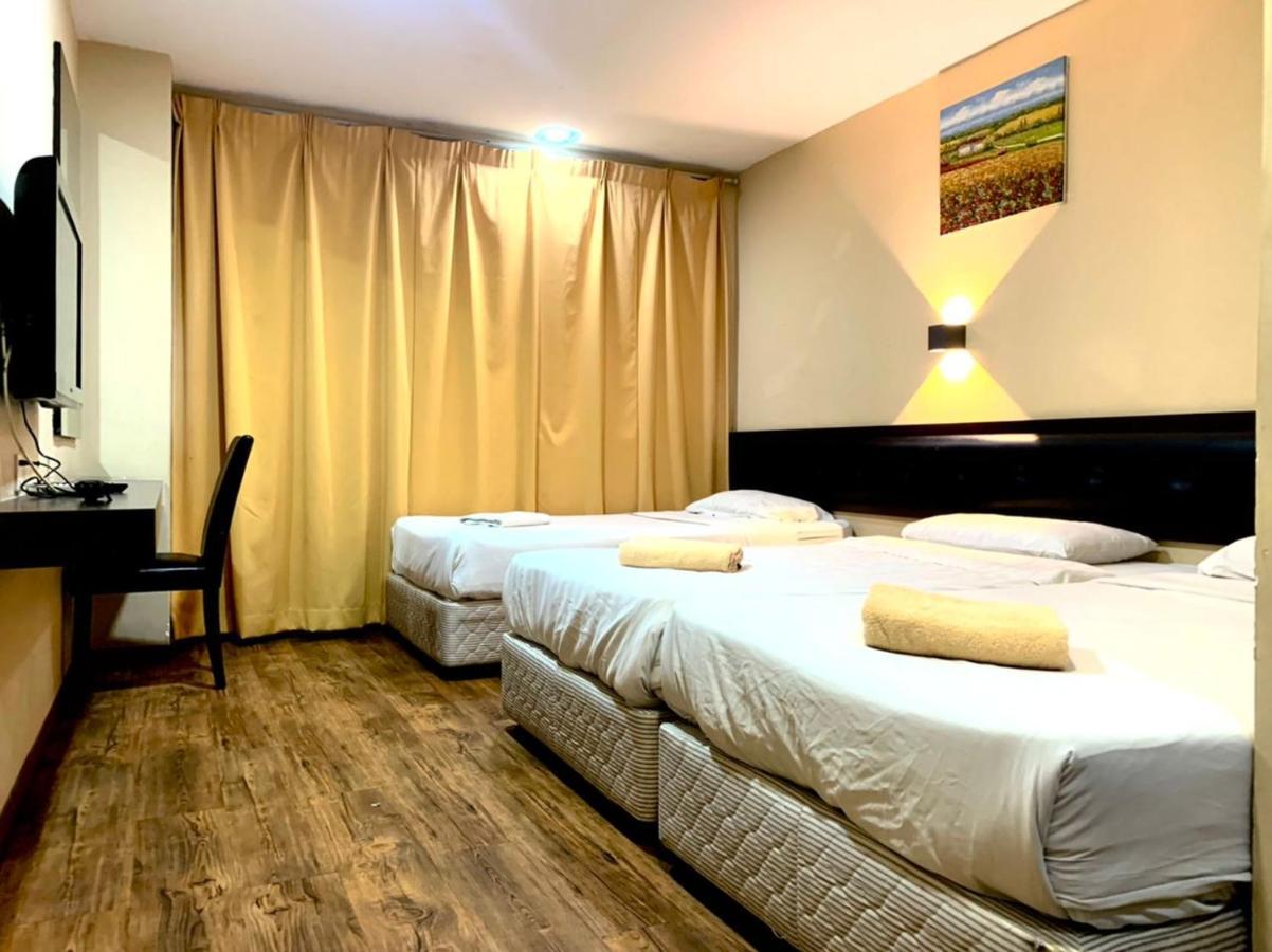 Green Town Hotel Classic Malacca Buitenkant foto